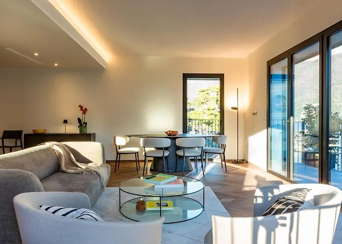 Sull'acqua - Lakefront Lejlighed