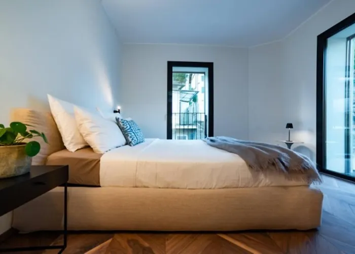 Sull'acqua - Lakefront Lejlighed *